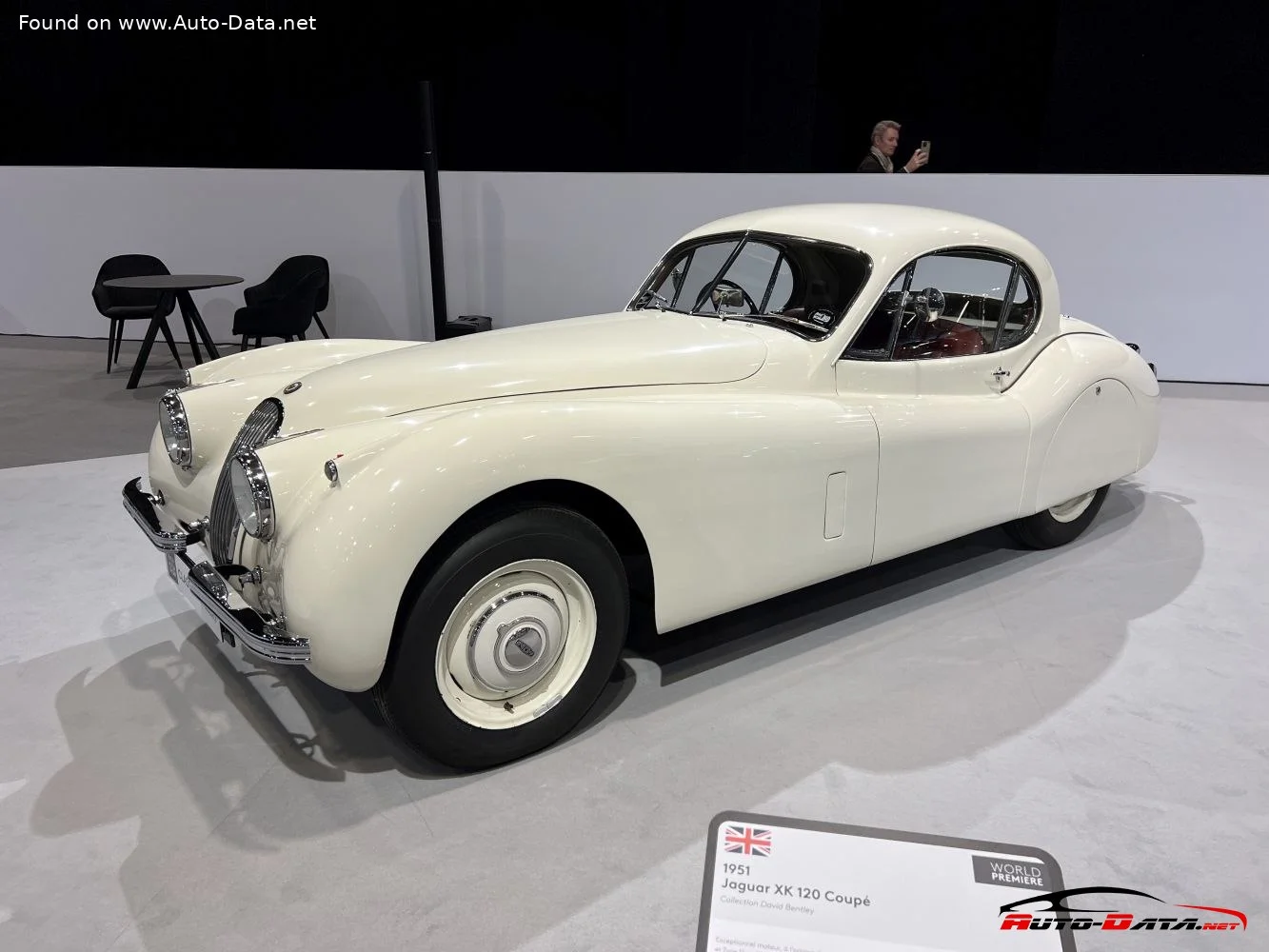 Jaguar XK120 Jaguar XK120 thumbnail 2