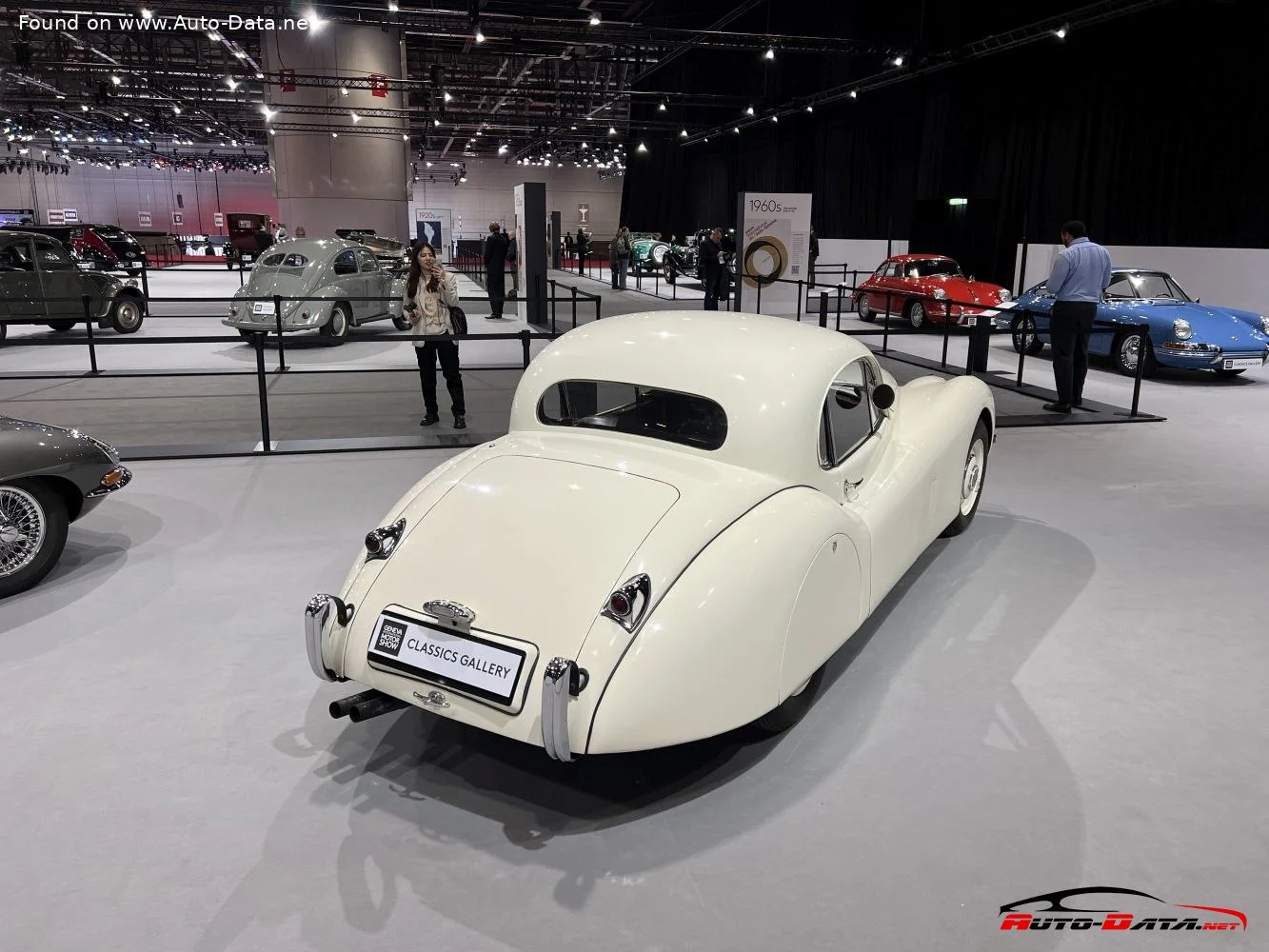 Jaguar XK120 Jaguar XK120 thumbnail 7