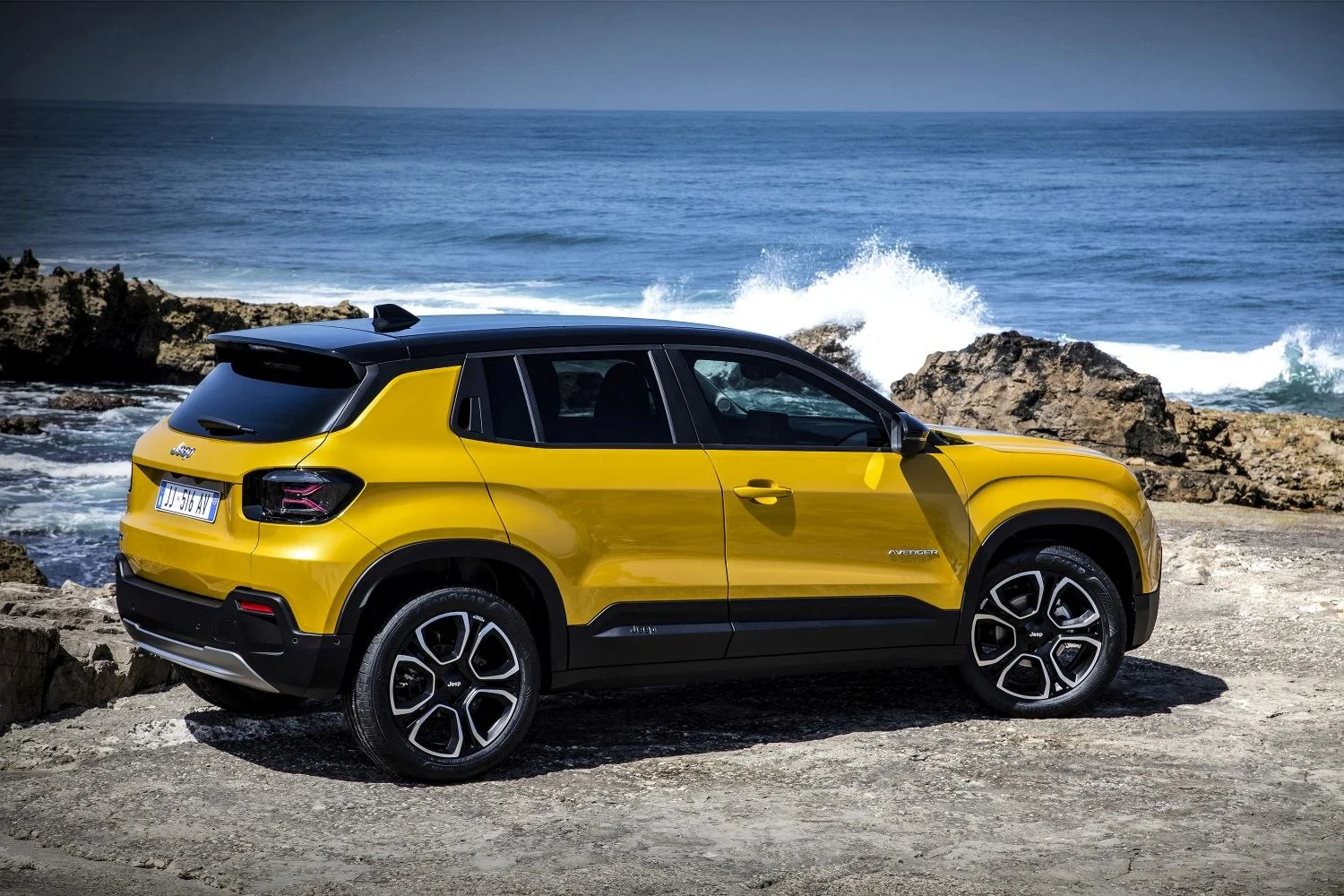 Jeep Avenger 1.2 (100 Hp) e-Hybrid e-DCS2023 - 2025 thumbnail 4