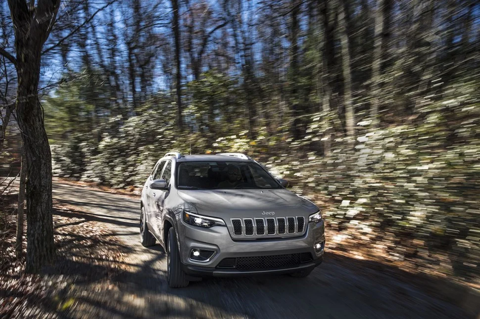 Jeep Cherokee 2.0 (272 Hp) 4WD Automatic2019 - 2023 thumbnail 2