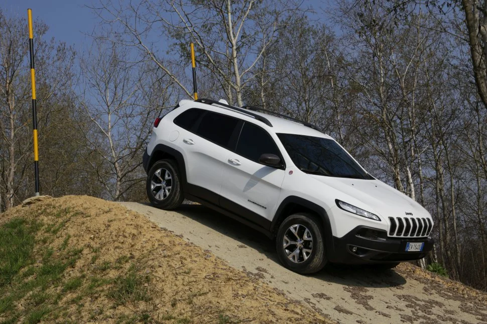 Jeep Cherokee 2.0 (140 Hp)2013 - 2017 thumbnail 11