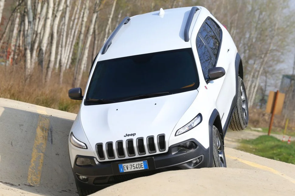 Jeep Cherokee 2.0 (140 Hp)2013 - 2017 thumbnail 15