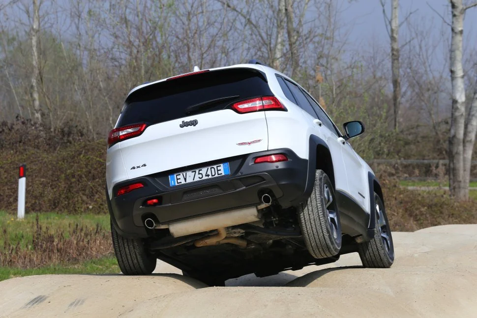 Jeep Cherokee 2.0 (140 Hp)2013 - 2017 thumbnail 16