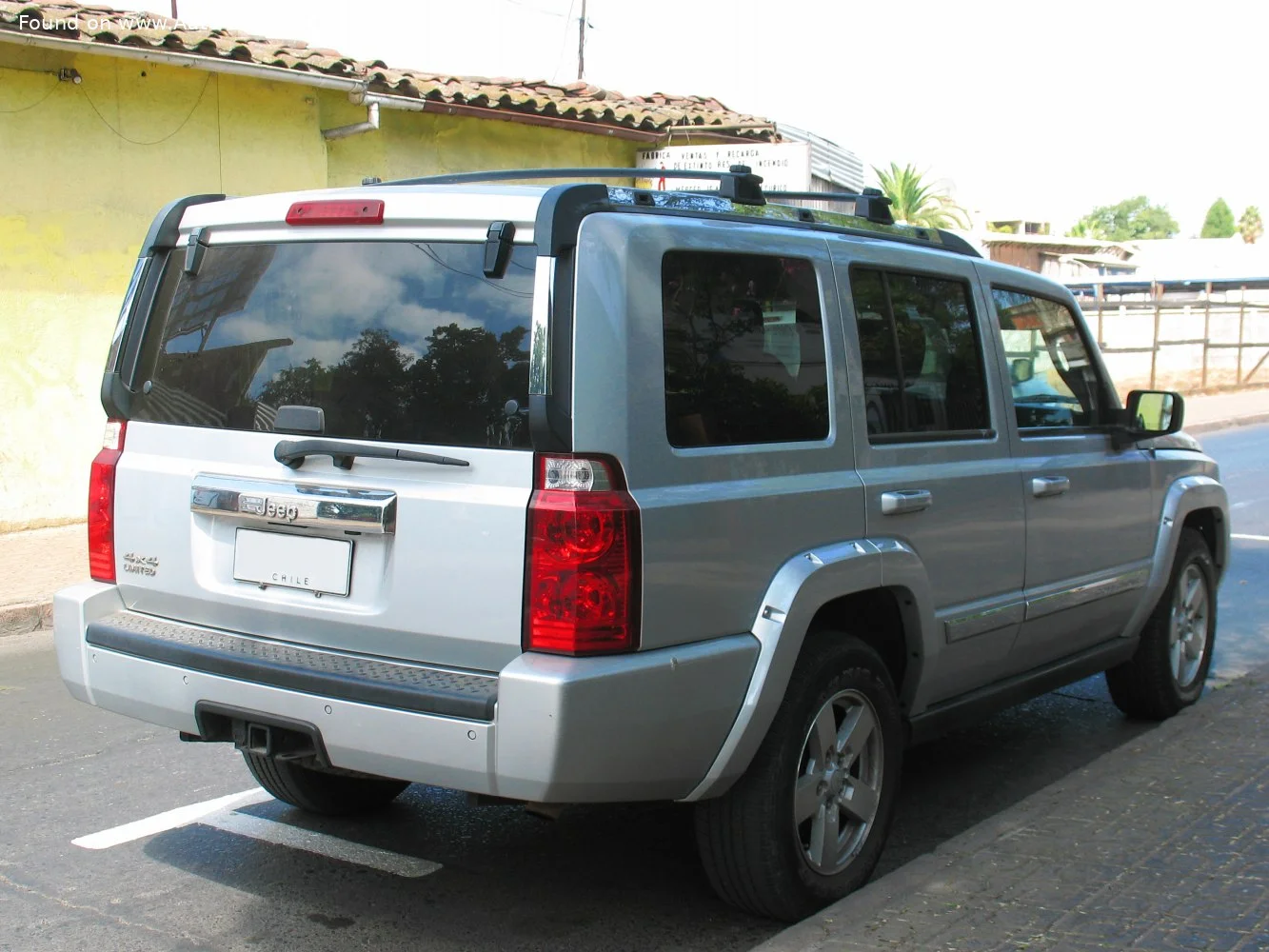 Jeep Commander 3.0 V6 CRD (218 Hp) 4WD Automatic2006 - 2010 thumbnail 2