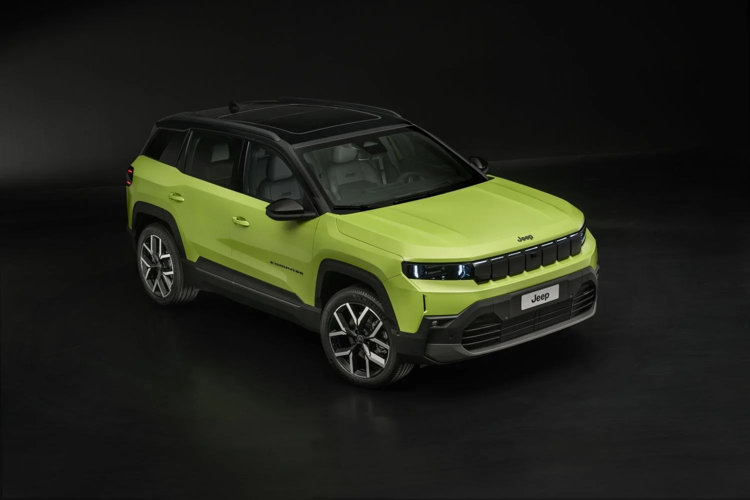 Jeep Compass 1.2 (145 Hp) e-Hybrid eDCT2025 - - 1