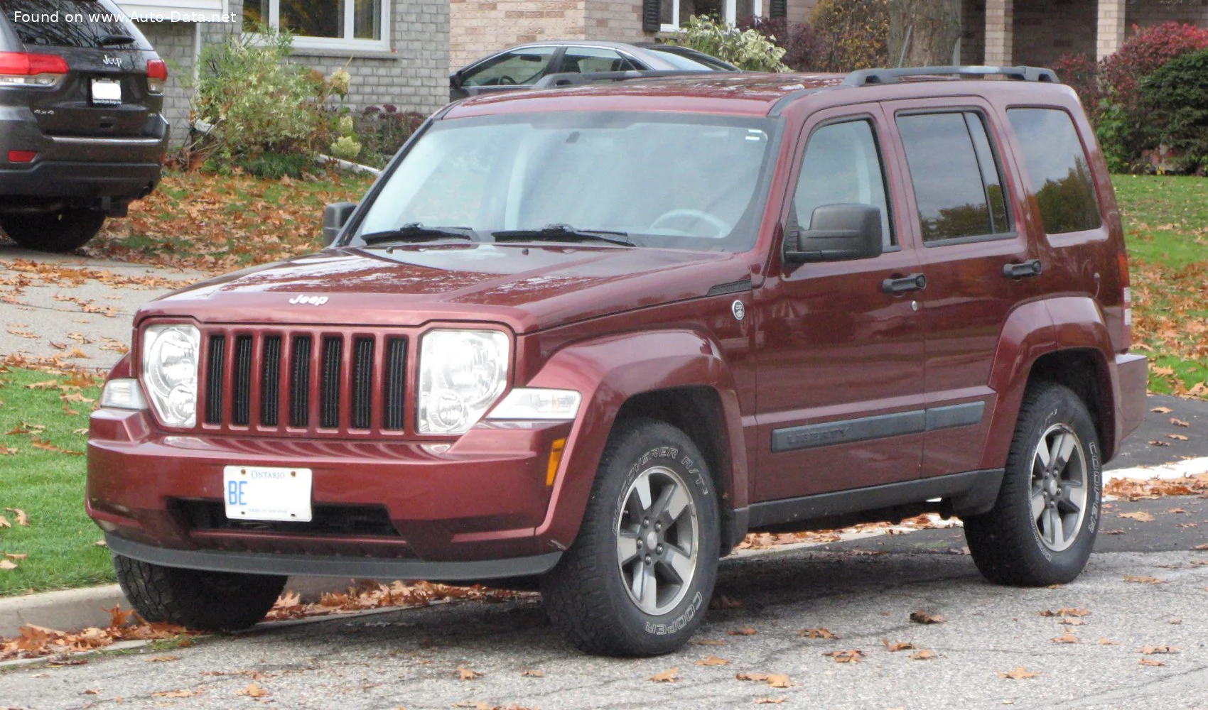 Jeep Liberty 3.7 i V6 12V (210 Hp)2007 - 2013 thumbnail 7