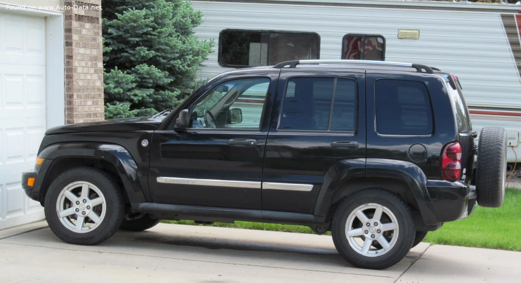 Jeep Liberty 2.4 16V (150 Hp)2005 - 2006 thumbnail 3