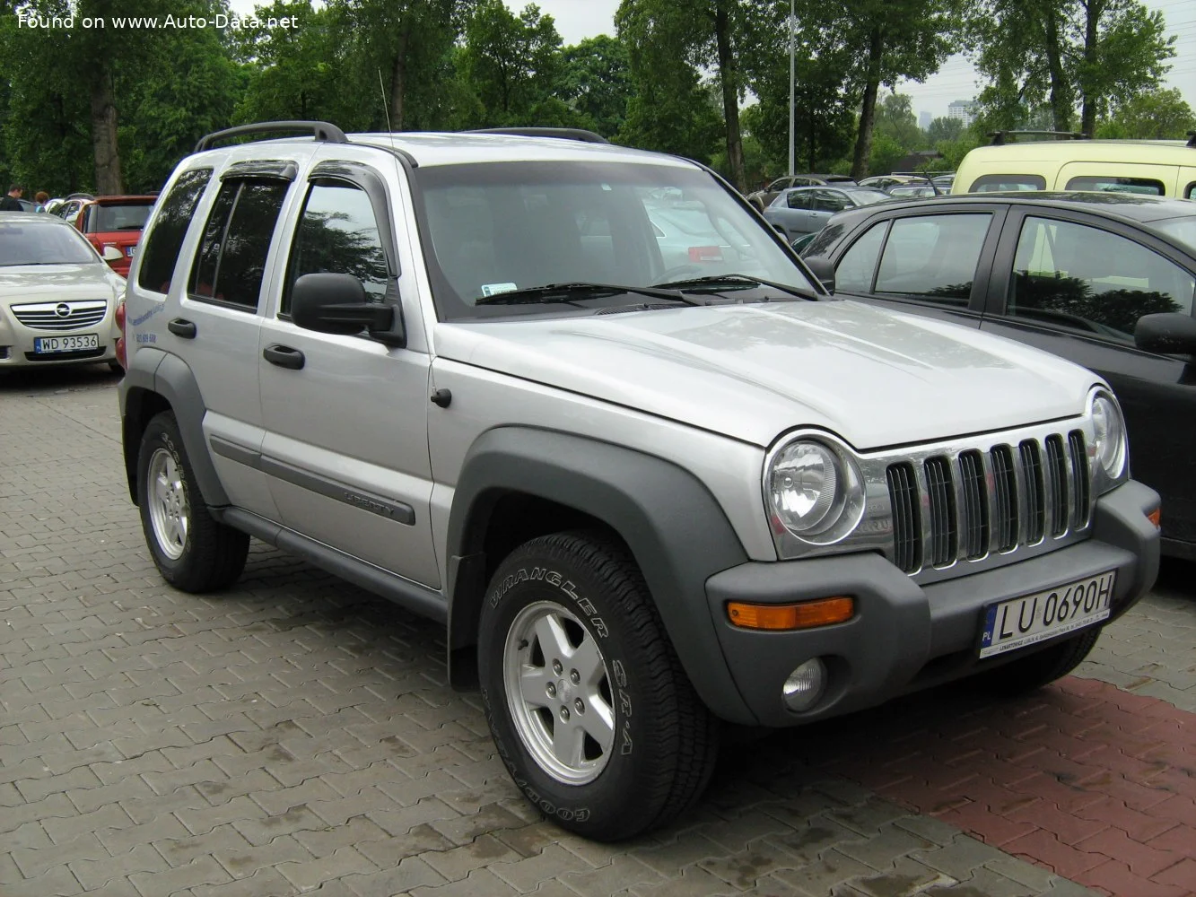 Jeep Liberty 2.4 16V (150 Hp)2001 - 2004 thumbnail 3