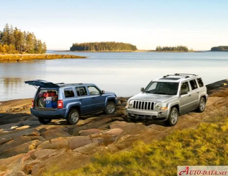 Jeep Patriot 2.4 i 16V (174 Hp)2007 - 2016 thumbnail 13
