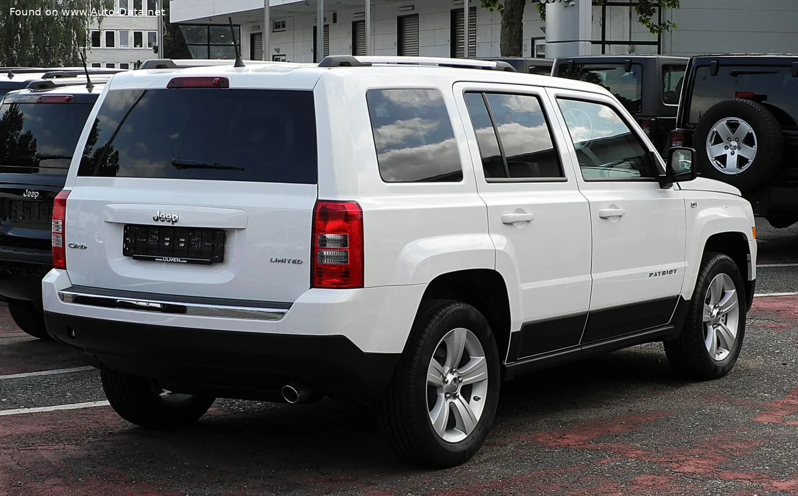 Jeep Patriot 2.4 i 16V (174 Hp)2007 - 2016 thumbnail 6