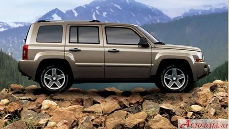 Jeep Patriot 2.4 i 16V (174 Hp)2007 - 2016 thumbnail 9