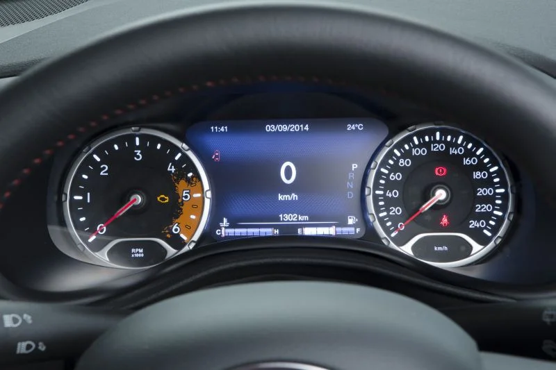 Jeep Renegade 1.4 MultiAir2 (140 Hp) DDCT start&stop2014 - 2018 thumbnail 4