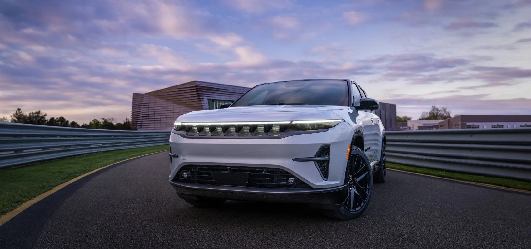 Jeep Wagoneer S 100.5 kWh (500 Hp) 4WD Electric2025 - thumbnail 14