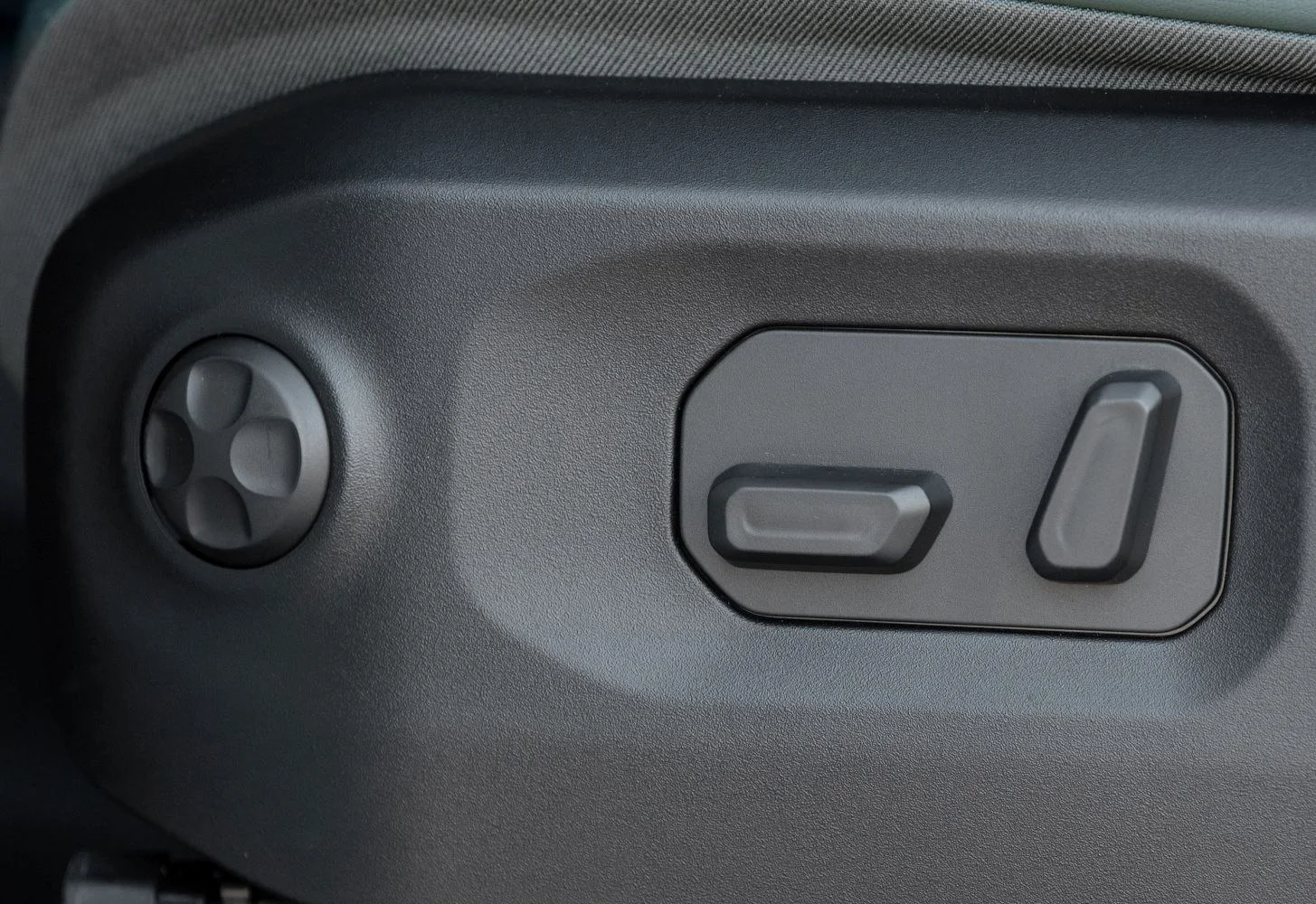 Jeep Wrangler Rubicon 2.0L (380 Hp) 4xe Plug-in Hybrid 4x4 Automatic2023 - thumbnail 8