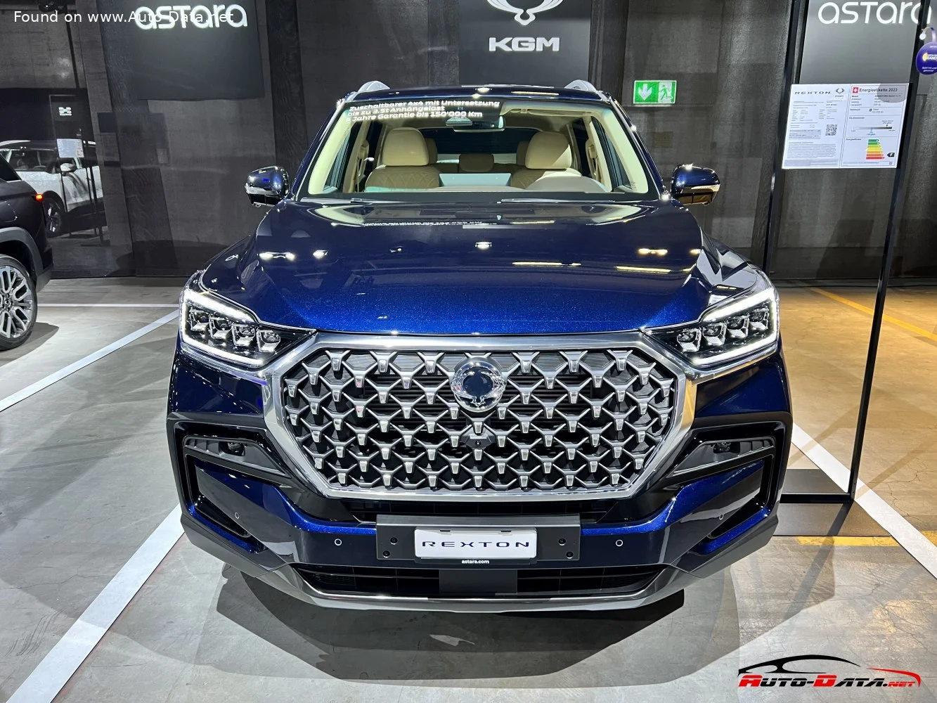 KGM Rexton 2.2 e-XDi (202 Hp) 4WD Automatic 5 Seat2023 - thumbnail 2