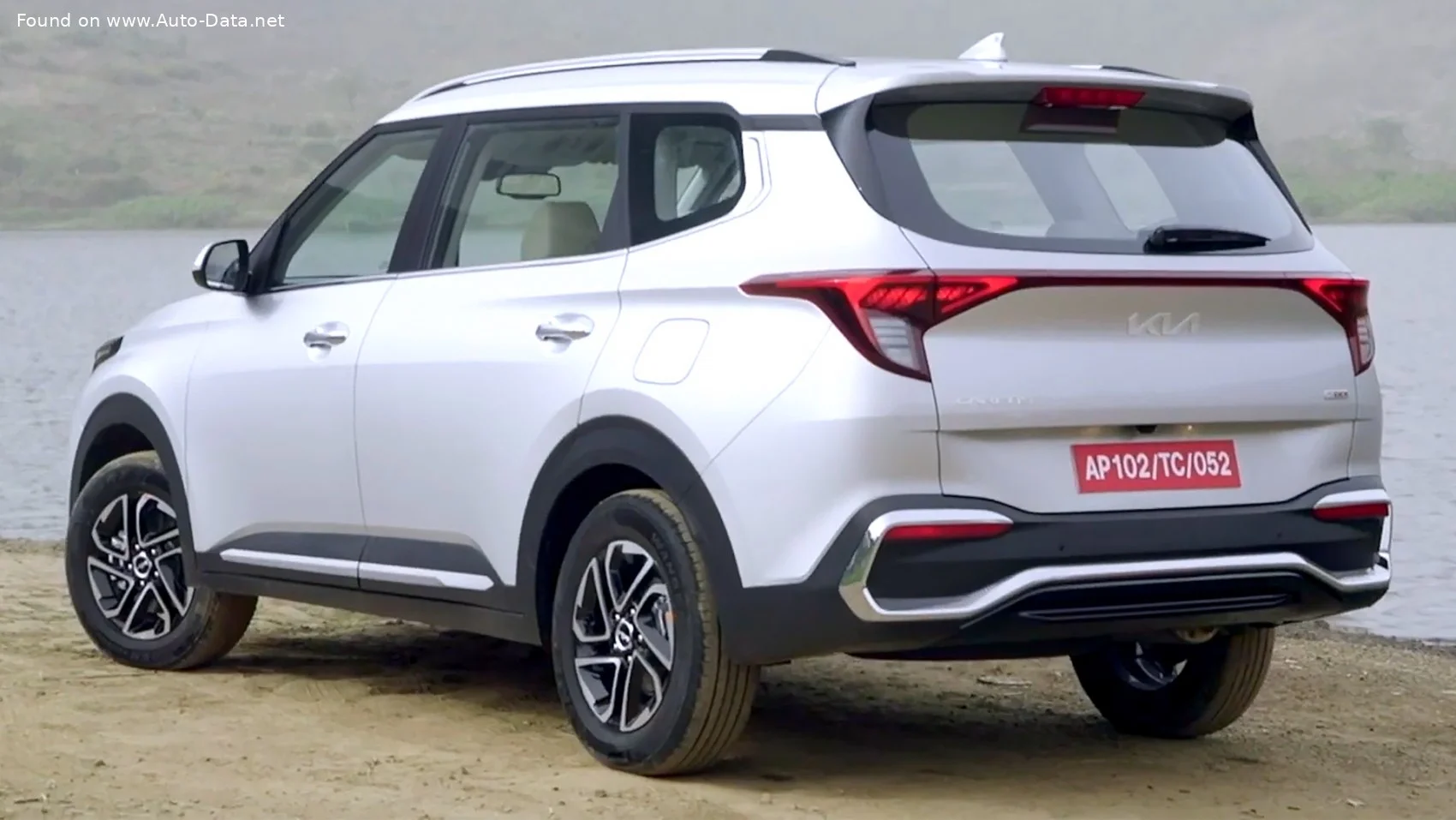 Kia Carens 1.5L CRDi VGT (115 Hp)2022 - thumbnail 2