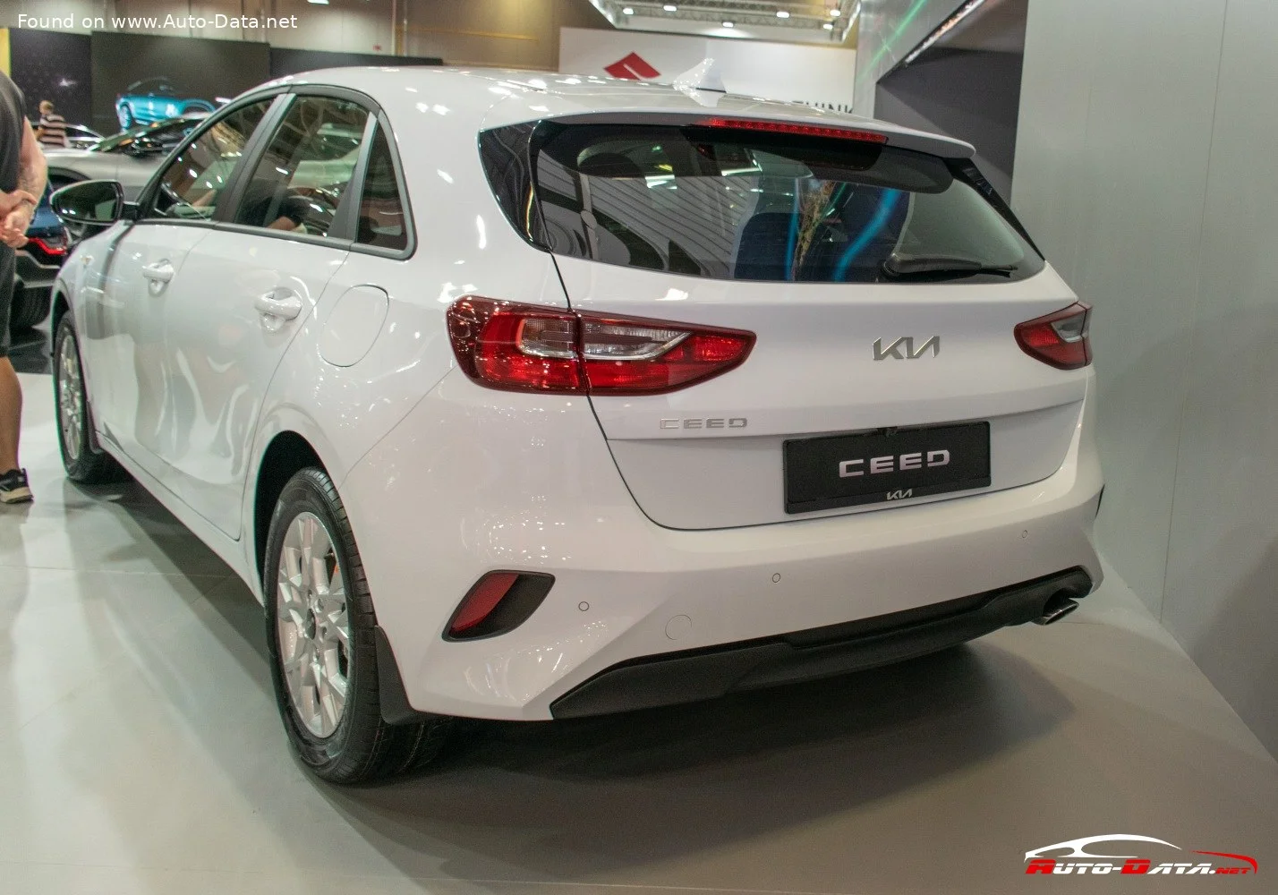 Kia Cee'd 1.0 T-GDI (100 Hp)2021 - 2024 thumbnail 15