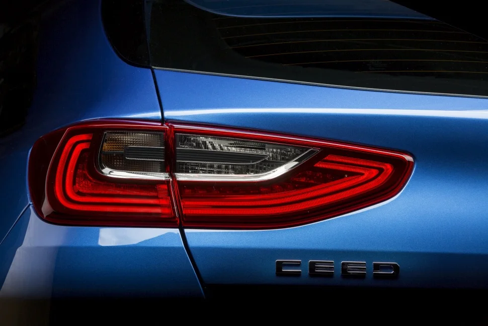 Kia Cee'd 1.0 T-GDI (100 Hp)2019 - 2021 thumbnail 5