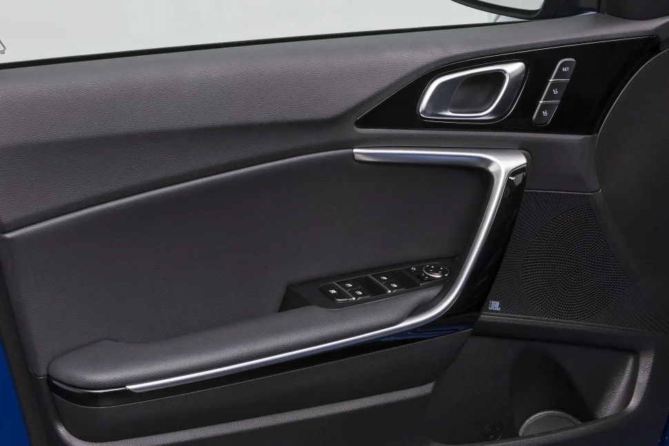 Kia Cee'd 1.0 T-GDI (100 Hp)2019 - 2021 thumbnail 10