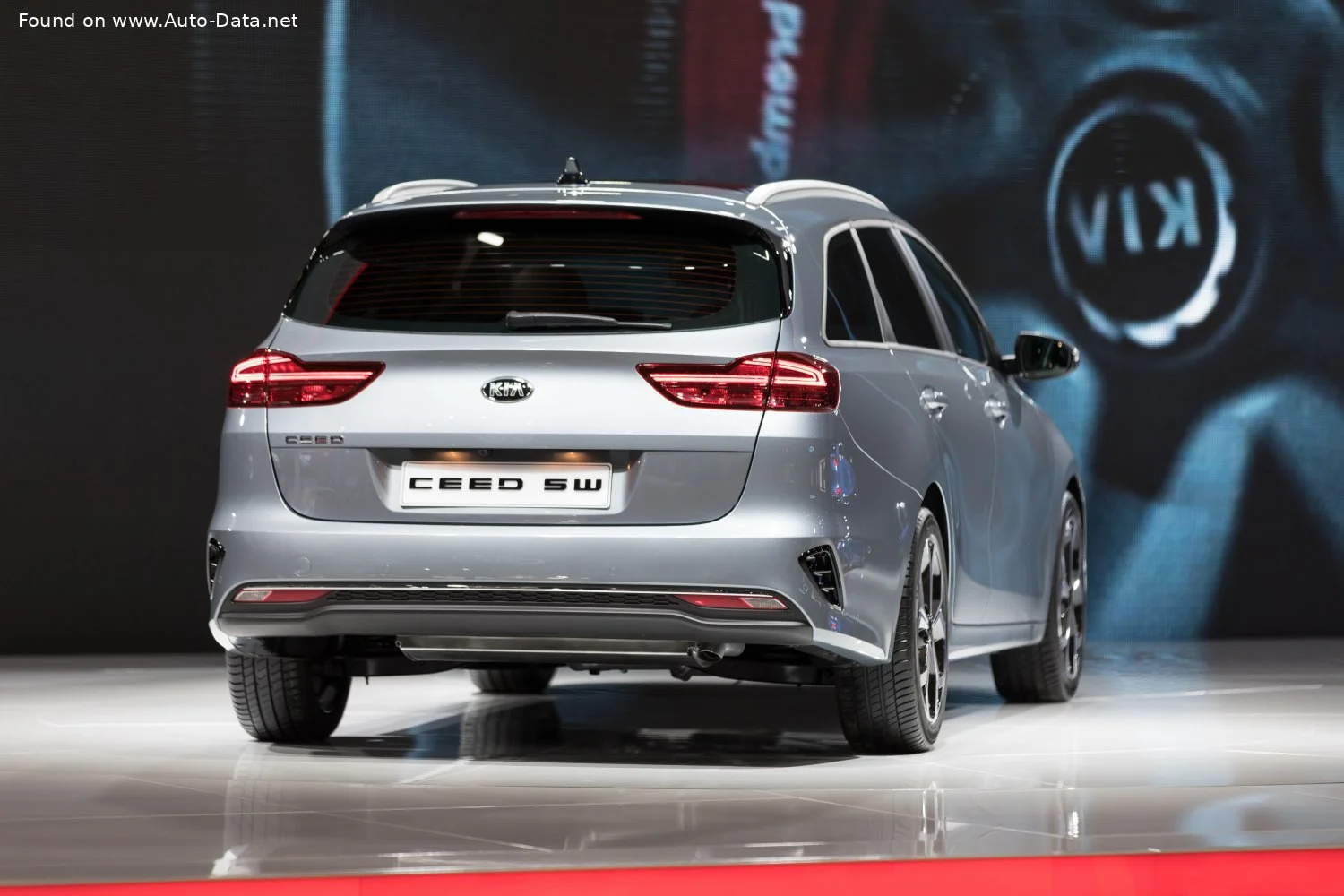 Kia Cee'd 1.0 T-GDI (100 Hp)2019 - 2021 thumbnail 2