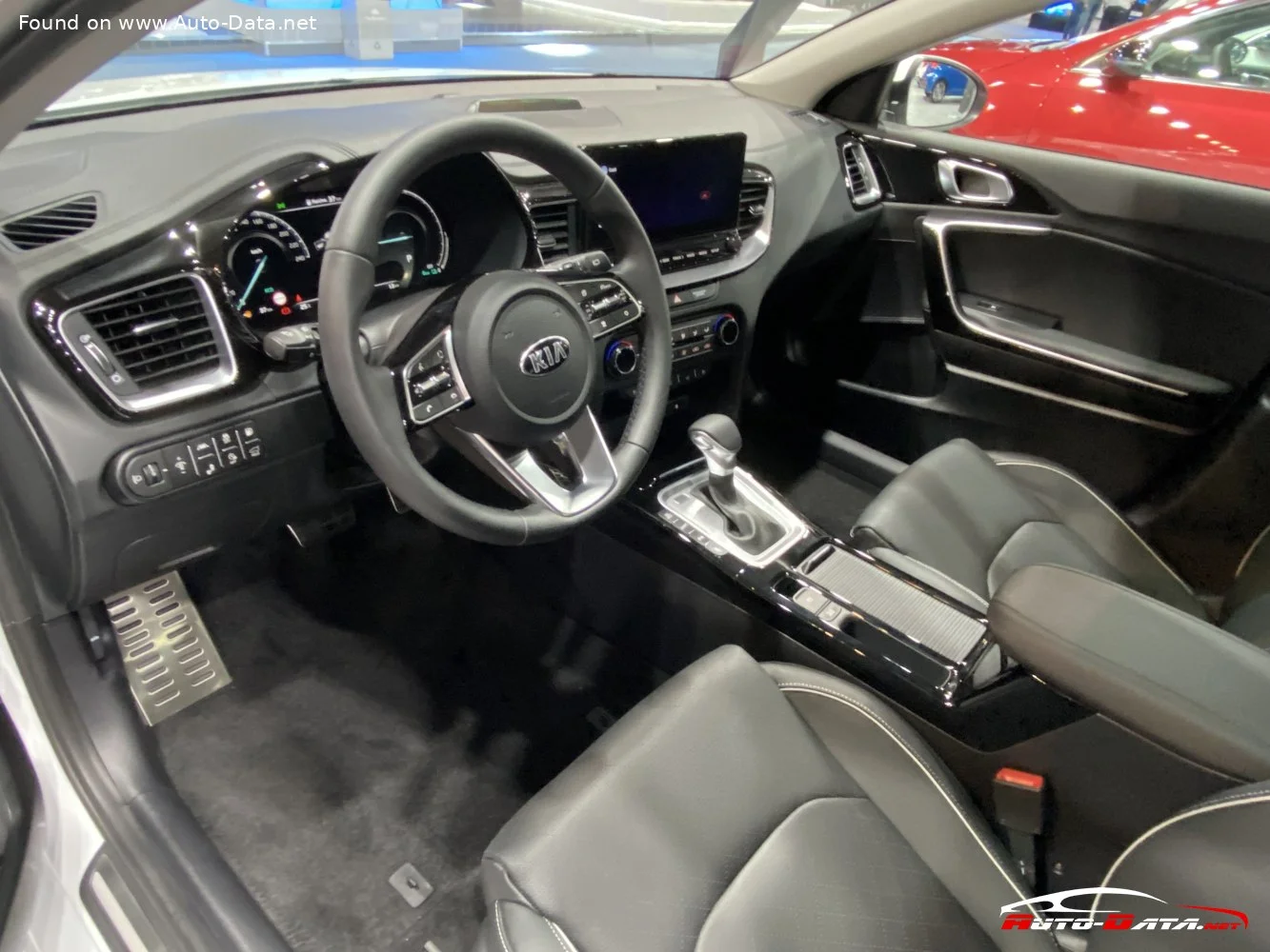 Kia Cee'd 1.0 T-GDI (100 Hp)2019 - 2021 thumbnail 13