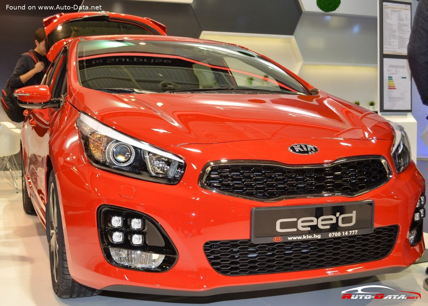 Kia Cee'd 1.0 T-GDI (100 Hp) ISG2015 - 2018 - 1