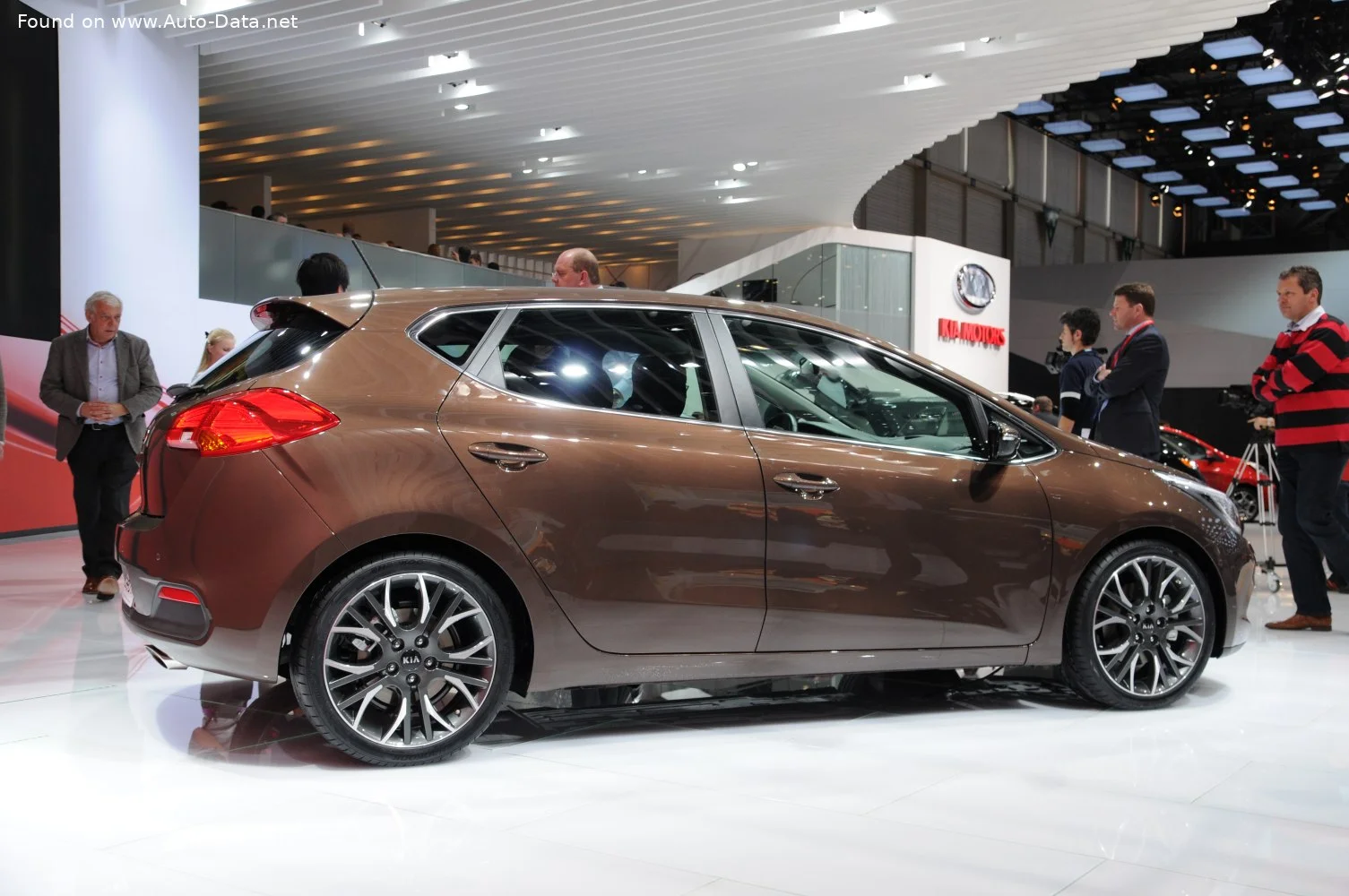 Kia Cee'd 1.4 CVVT 16V (100 Hp)2012 - 2015 thumbnail 4