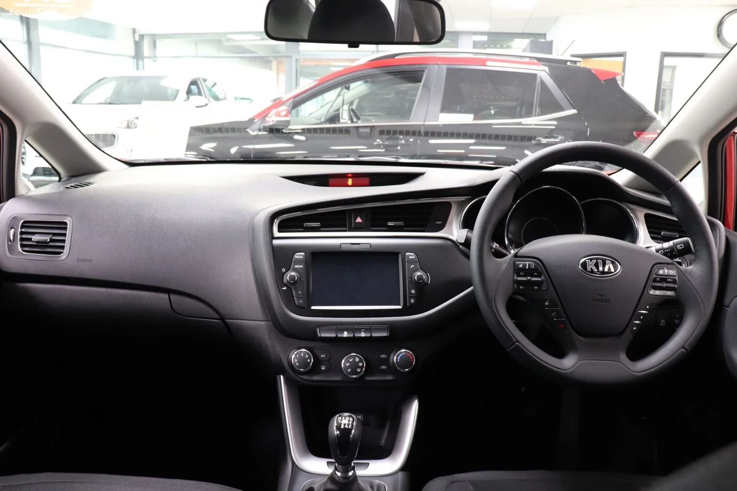 Kia Cee'd 1.4 CVVT 16V (100 Hp)2012 - 2015 thumbnail 5