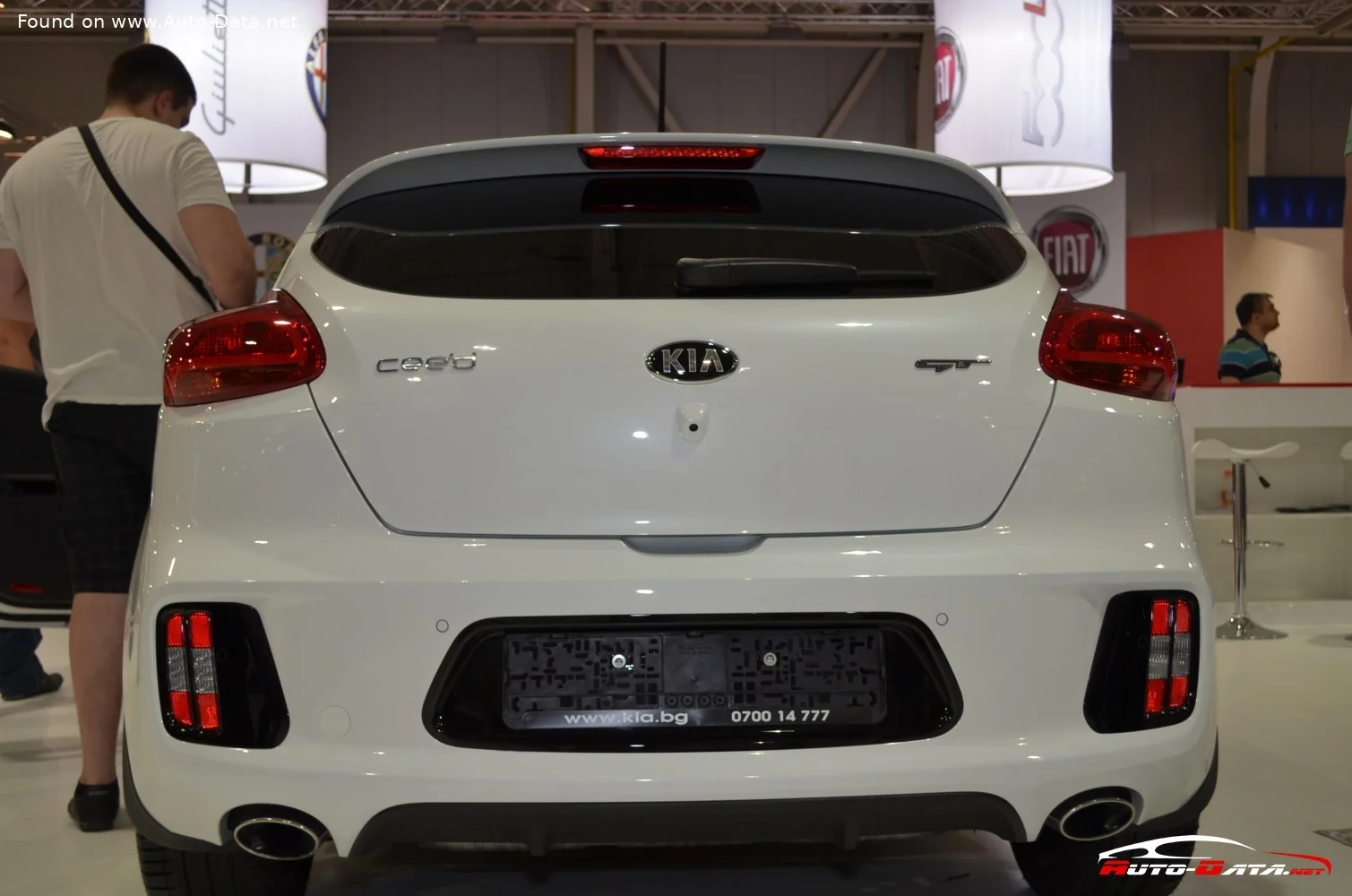 Kia Cee'd 1.4 CVVT 16V (100 Hp)2012 - 2015 thumbnail 9