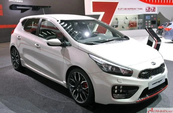 Kia Cee'd 1.4 CVVT 16V (100 Hp)2012 - 2015 thumbnail 10