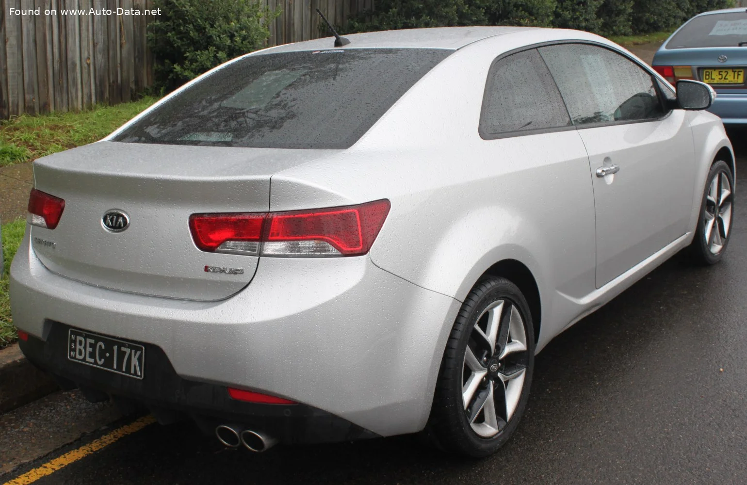 Kia Cerato 1.6 (126 Hp)2009 - 2012 thumbnail 2