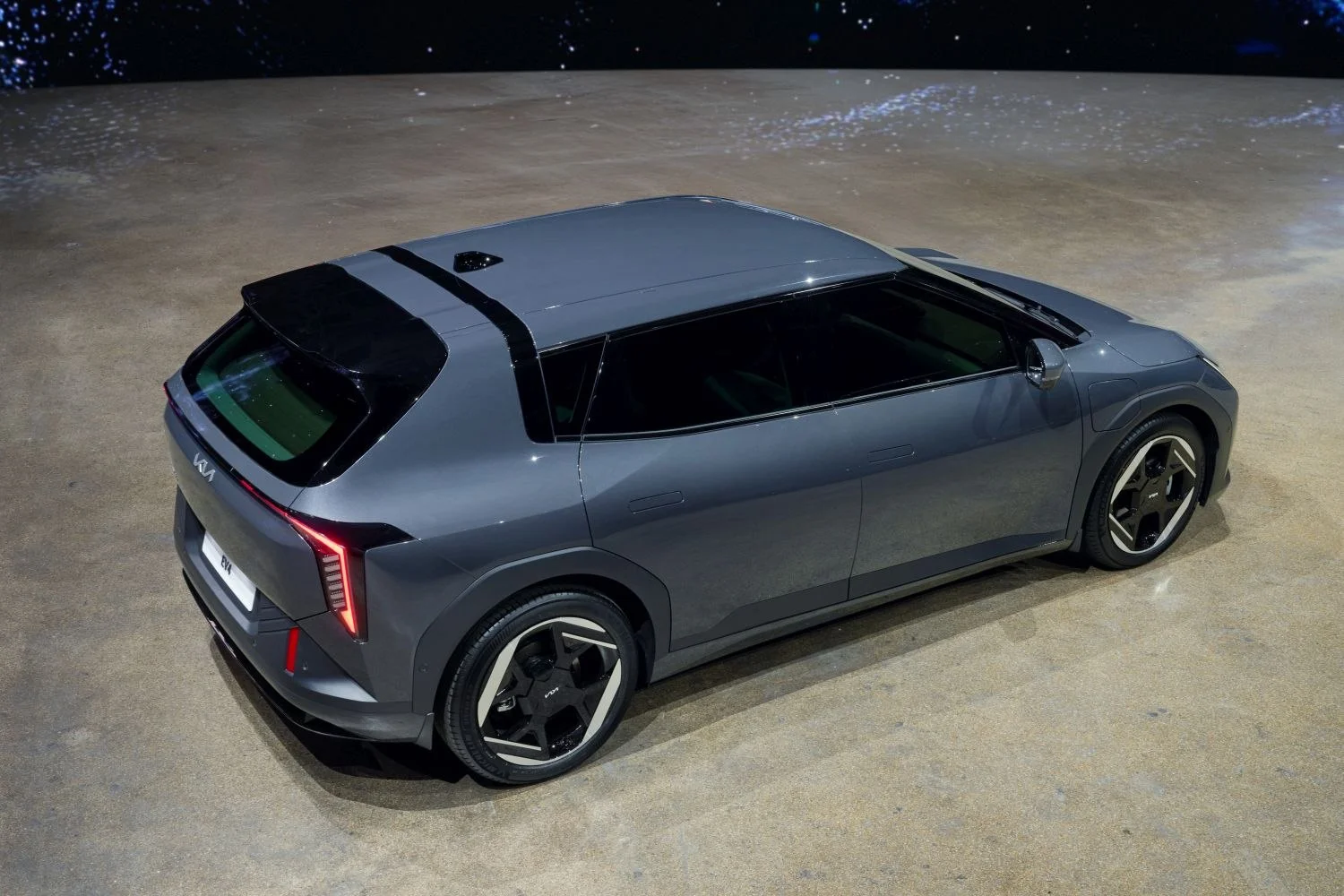 Kia EV4 58.3 kWh (204 Hp) Standard Range2025 - thumbnail 8