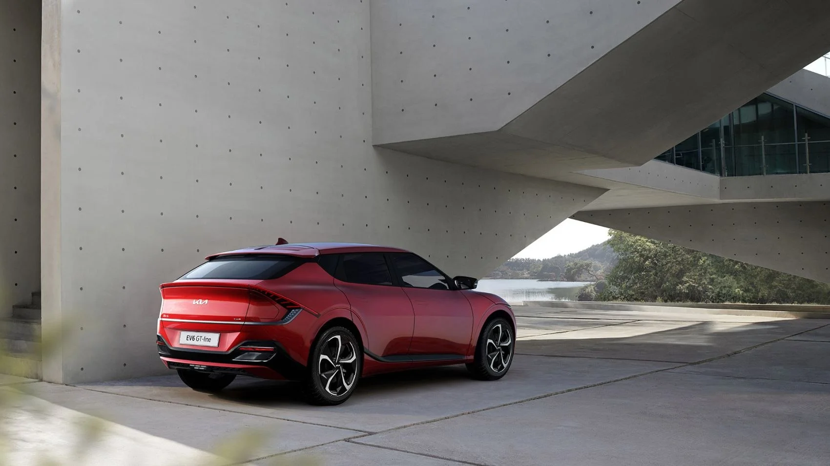 Kia EV6 GT-line Standard Range 58 kWh (235 Hp) AWD2021 - 2024 thumbnail 2