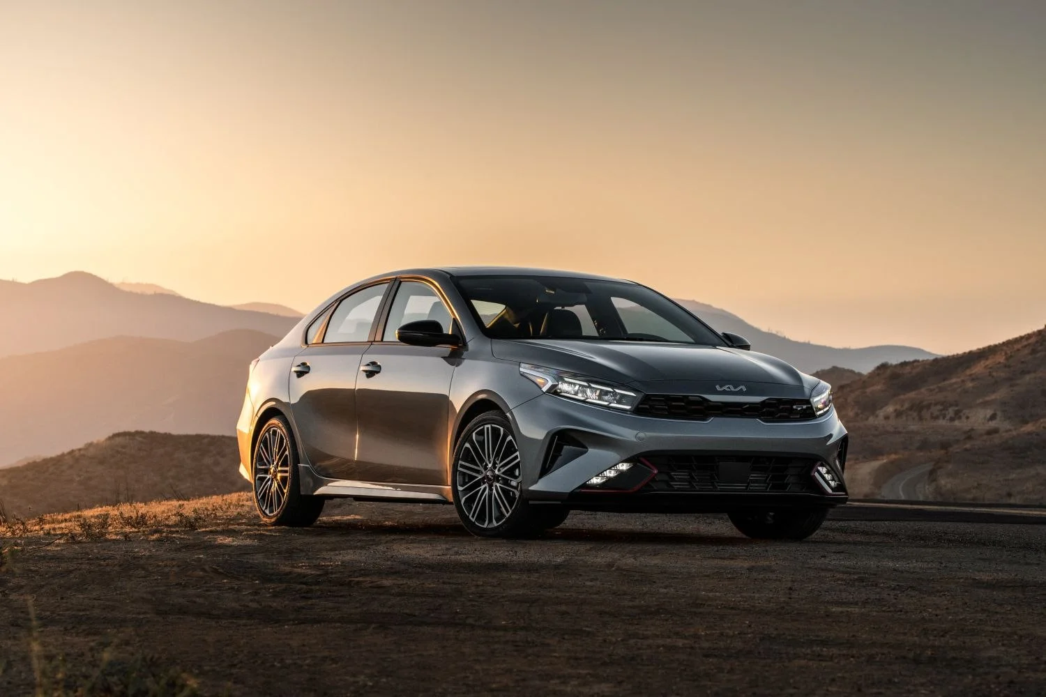 Kia Forte 1.6 GDI (201 Hp)2021 - thumbnail 4