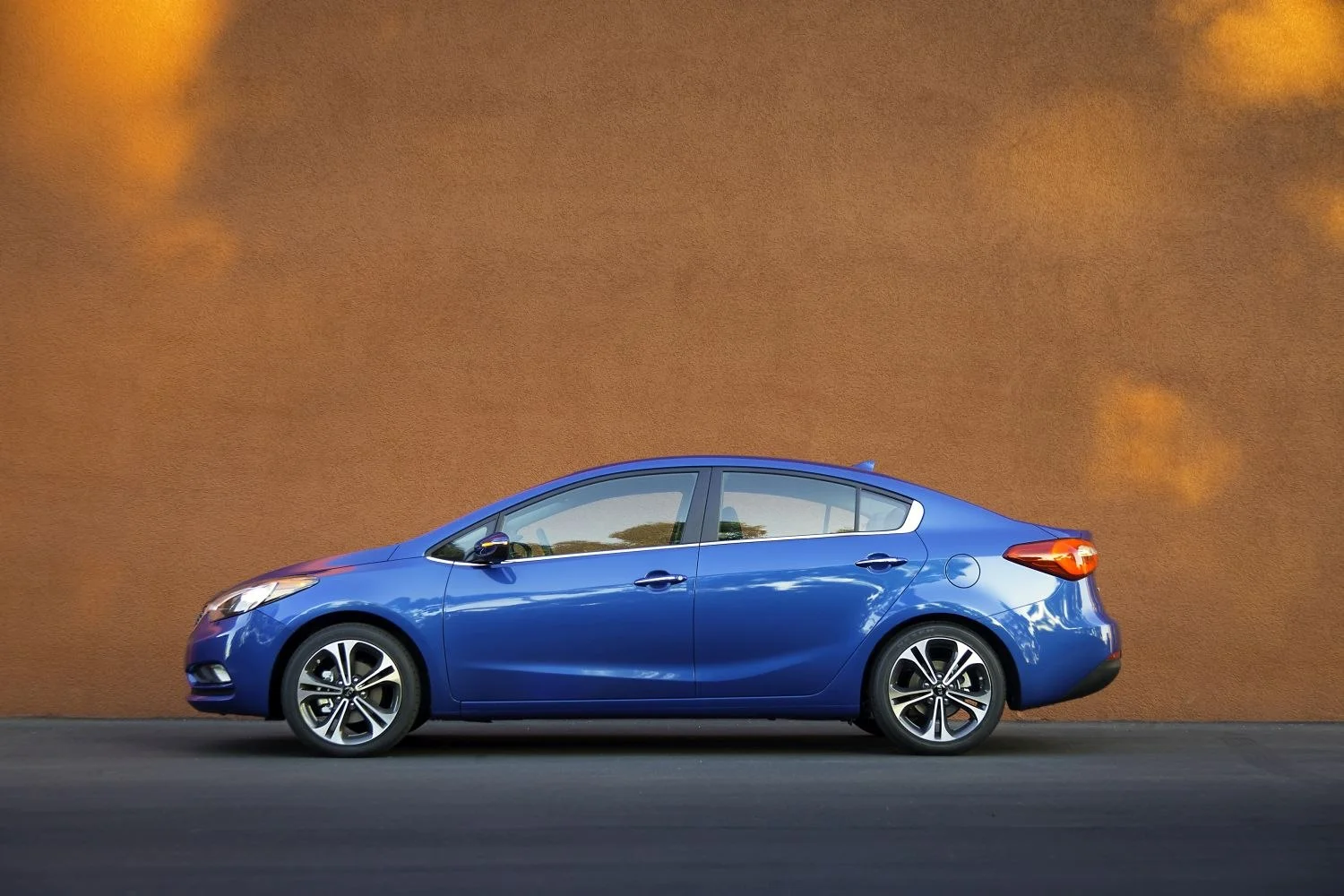 Kia Forte 1.8 MPI (145 Hp)2013 - 2016 thumbnail 11
