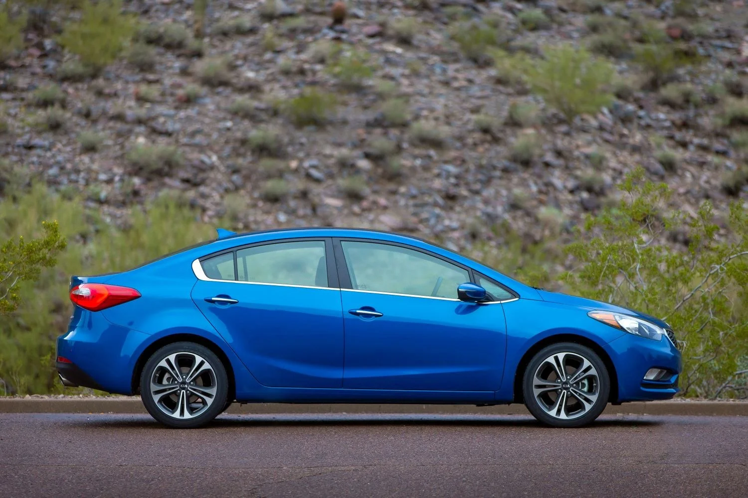 Kia Forte 1.8 MPI (145 Hp)2013 - 2016 thumbnail 5