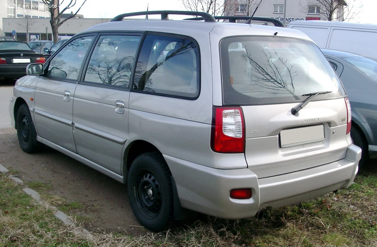 Kia Joice 2.0i 16V (120 Hp)2001 - 2004 thumbnail 2