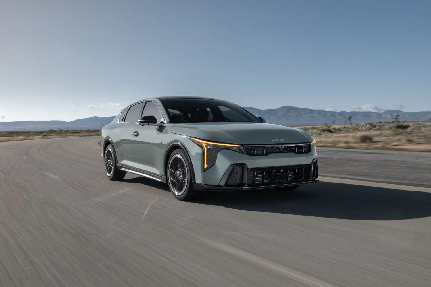 Kia K4 1.6L Turbo (190 Hp) Automatic2024 - - 1