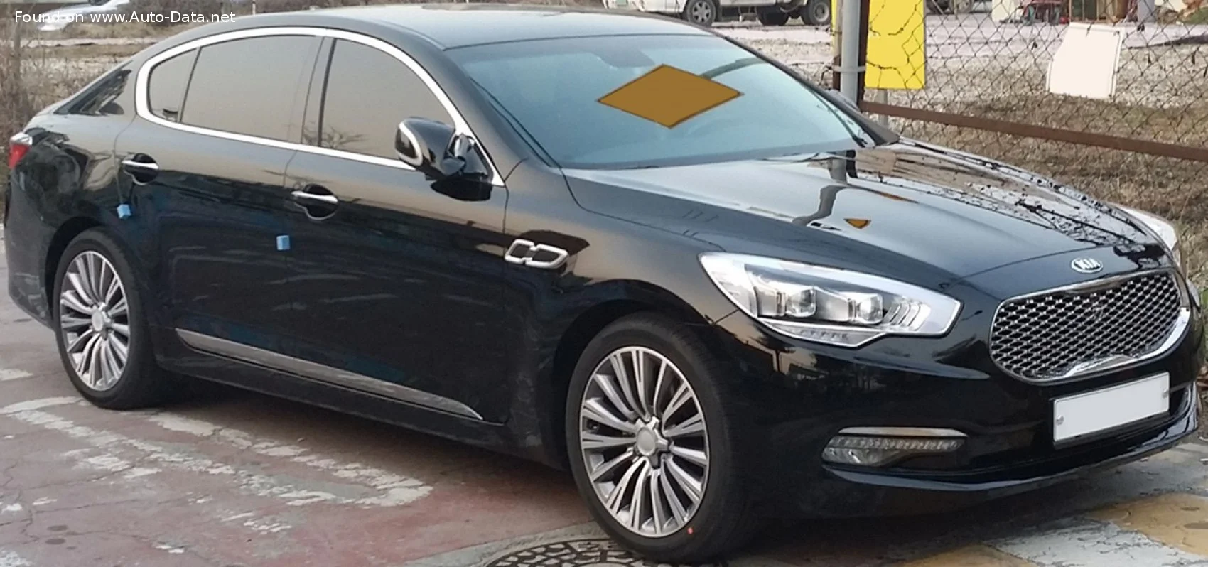 Kia K9 3.8 GDI V6 (311 Hp) Automatic2014 - 2018 - 1