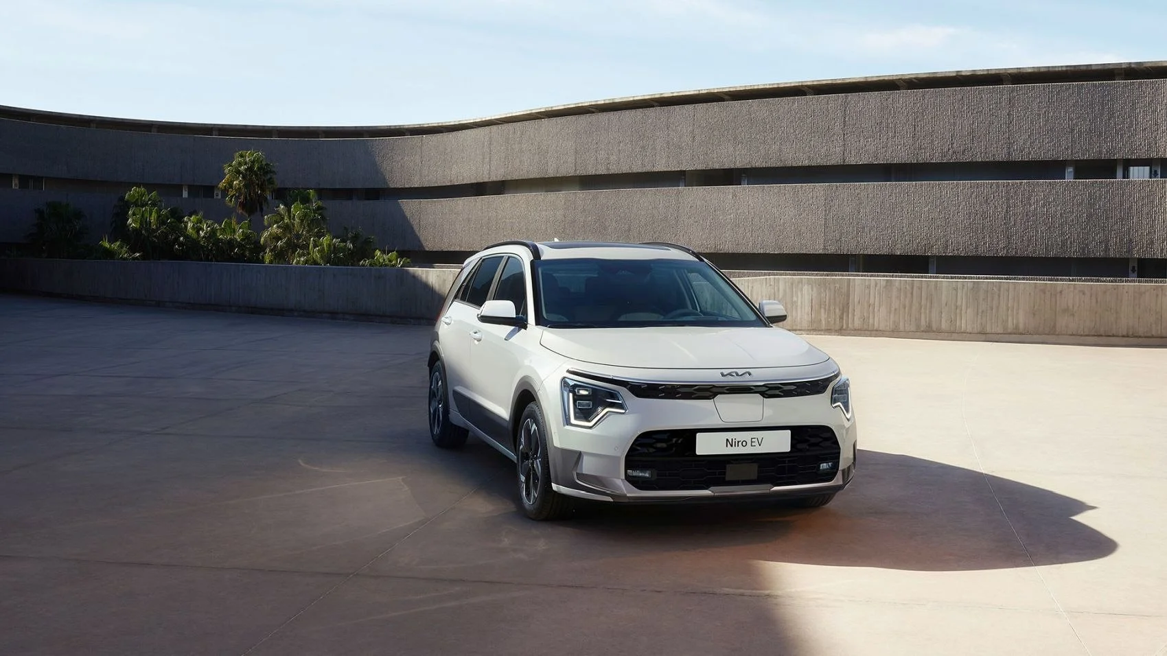 Kia Niro 1.6 GDI (129 Hp) Full Hybrid DCT2024 - thumbnail 6