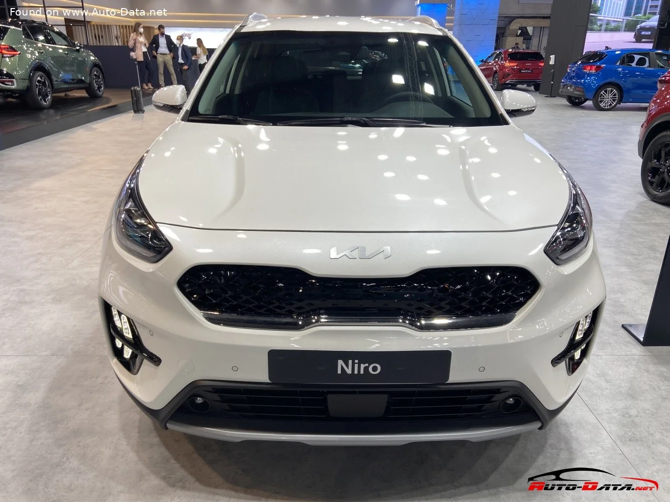 Kia Niro 1.6 GDI (141 Hp) Hybrid DCT2019 - 2022 thumbnail 4