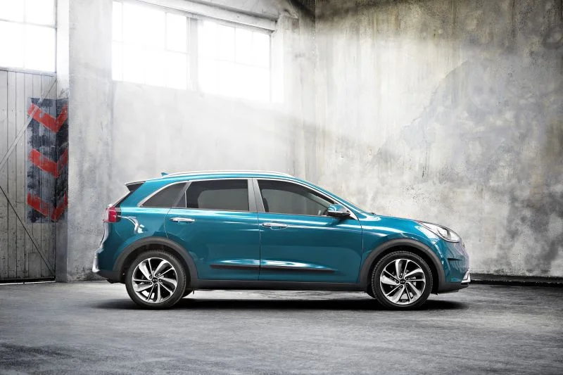 Kia Niro 1.6 GDI (141 Hp) DCT Hybrid2016 - 2019 thumbnail 15