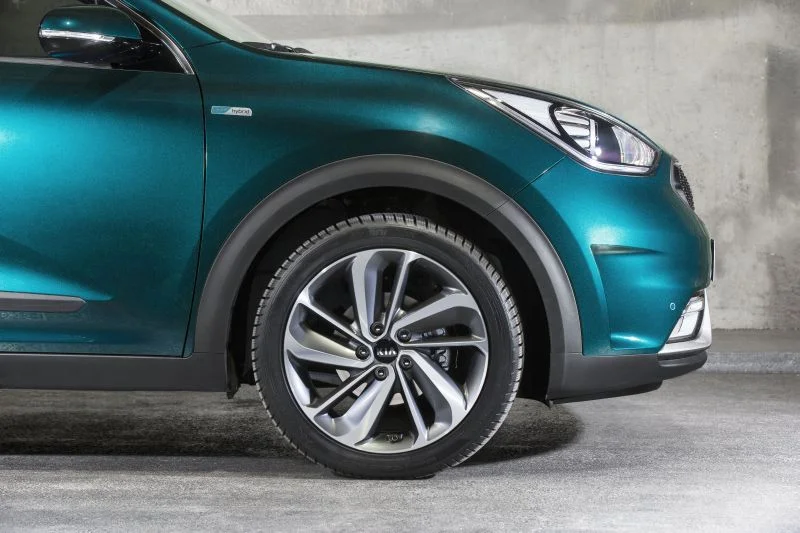 Kia Niro 1.6 GDI (141 Hp) DCT Hybrid2016 - 2019 thumbnail 18