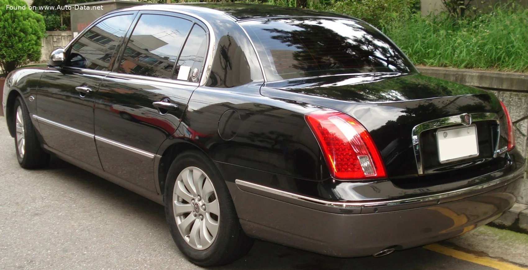 Kia Opirus 3.0i V6 (187 Hp)2003 - 2007 thumbnail 2
