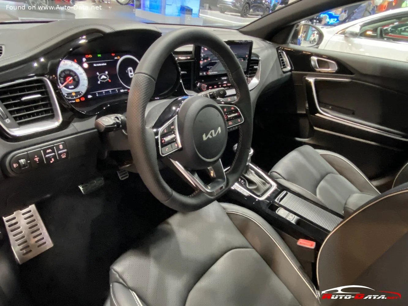 Kia Pro Cee'd 1.5 T-GDI (140 Hp) DCT2024 - thumbnail 5