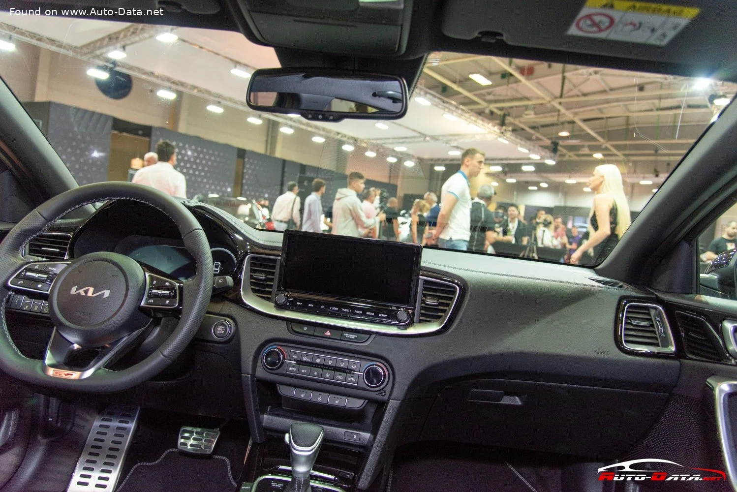 Kia Pro Cee'd 1.5 T-GDI (140 Hp) DCT2024 - thumbnail 8