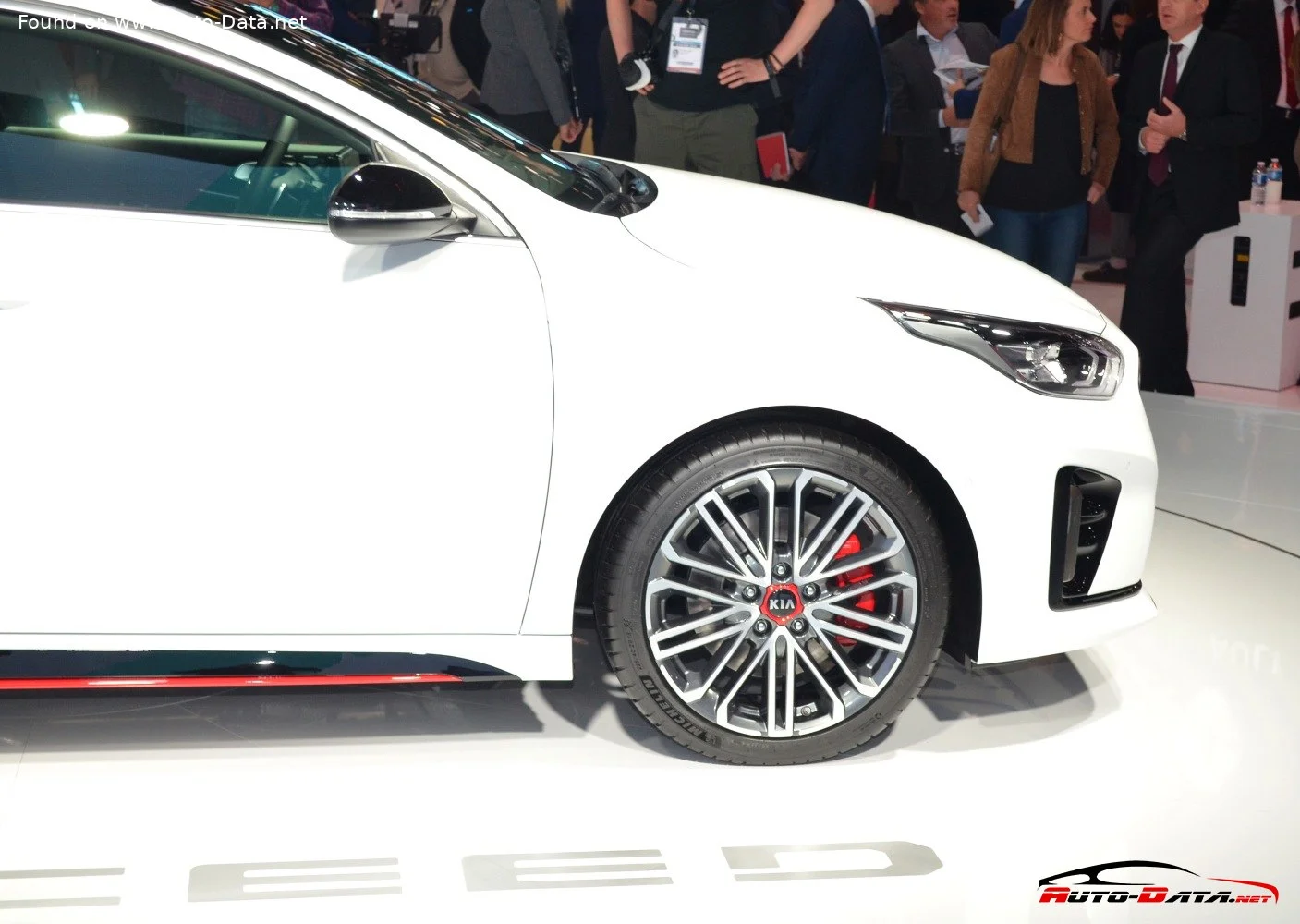 Kia Pro Cee'd 1.0 T-GDI (120 Hp)2018 - 2021 thumbnail 13