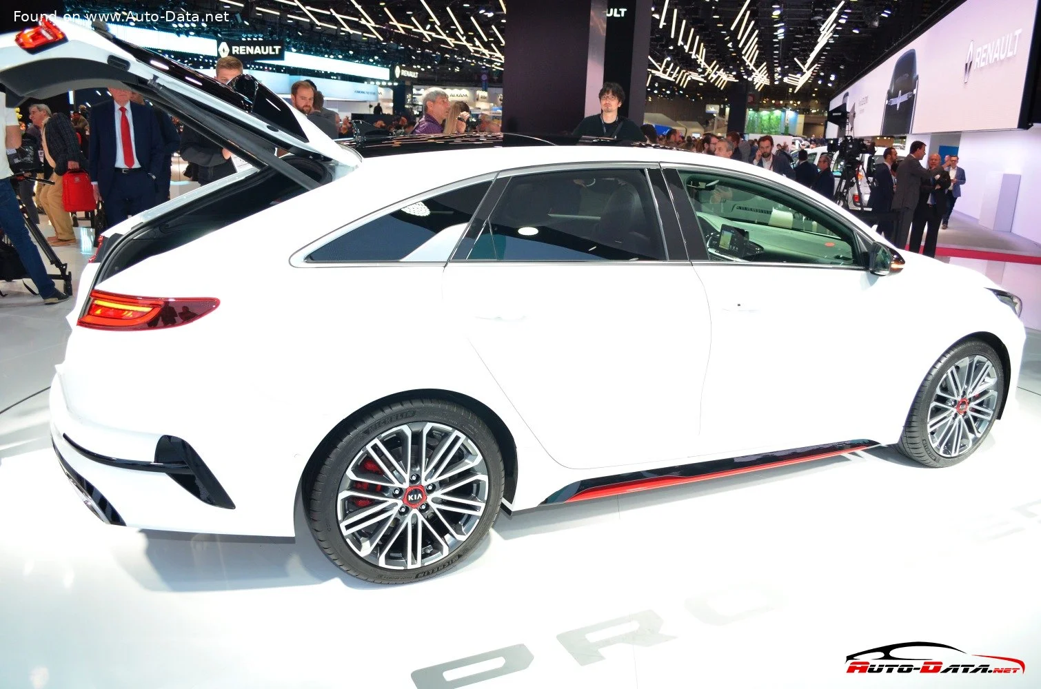 Kia Pro Cee'd 1.0 T-GDI (120 Hp)2018 - 2021 thumbnail 14