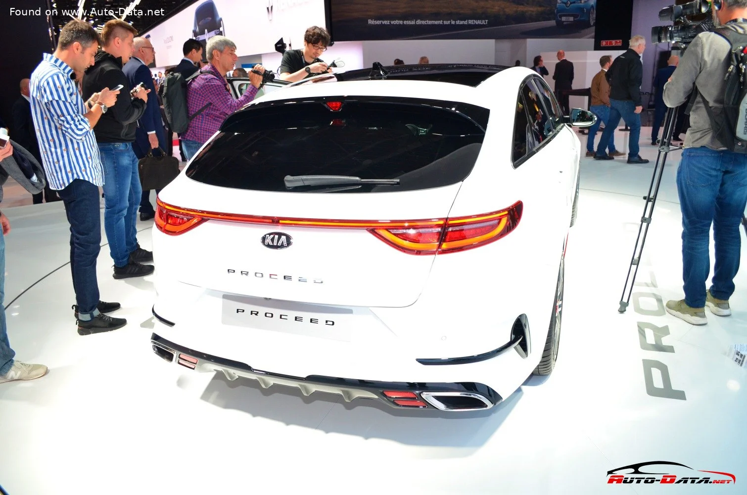 Kia Pro Cee'd 1.0 T-GDI (120 Hp)2018 - 2021 thumbnail 16