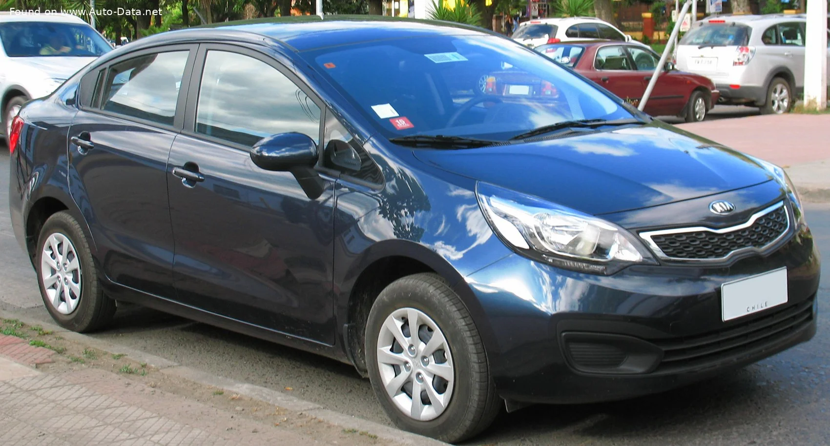 Kia Rio 1.1 CRDi 12V (75 Hp)2011 - 2015 thumbnail 3